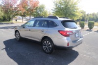 Used 2017 Subaru Outback 2.5I LIMITED POPULAR PACKAGE W/NAV for sale $23,700 at Auto Collection in Murfreesboro TN 37130 4
