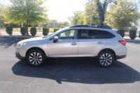 Used 2017 Subaru Outback 2.5I LIMITED POPULAR PACKAGE W/NAV for sale $23,700 at Auto Collection in Murfreesboro TN 37130 7