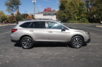 Used 2017 Subaru Outback 2.5I LIMITED POPULAR PACKAGE W/NAV for sale $23,700 at Auto Collection in Murfreesboro TN 37130 8