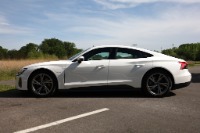 Used 2022 Audi e-tron GT PREMIUM PLUS QUATTRO W/NAV for sale $92,900 at Auto Collection in Murfreesboro TN 37129 7