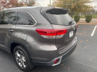 Used 2019 Toyota Highlander Limited Platinum for sale $36,700 at Auto Collection in Murfreesboro TN 37130 15