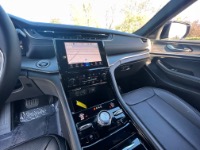 Used 2022 Jeep Grand Cherokee OVERLAND 4X4 W/NAV for sale $57,500 at Auto Collection in Murfreesboro TN 37130 45