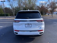 Used 2022 Jeep Grand Cherokee OVERLAND 4X4 W/NAV for sale $57,500 at Auto Collection in Murfreesboro TN 37130 6