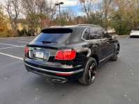 Used 2018 Bentley Bentayga ONYX EDITION AWD 19K IN OPTIONS for sale Sold at Auto Collection in Murfreesboro TN 37129 3
