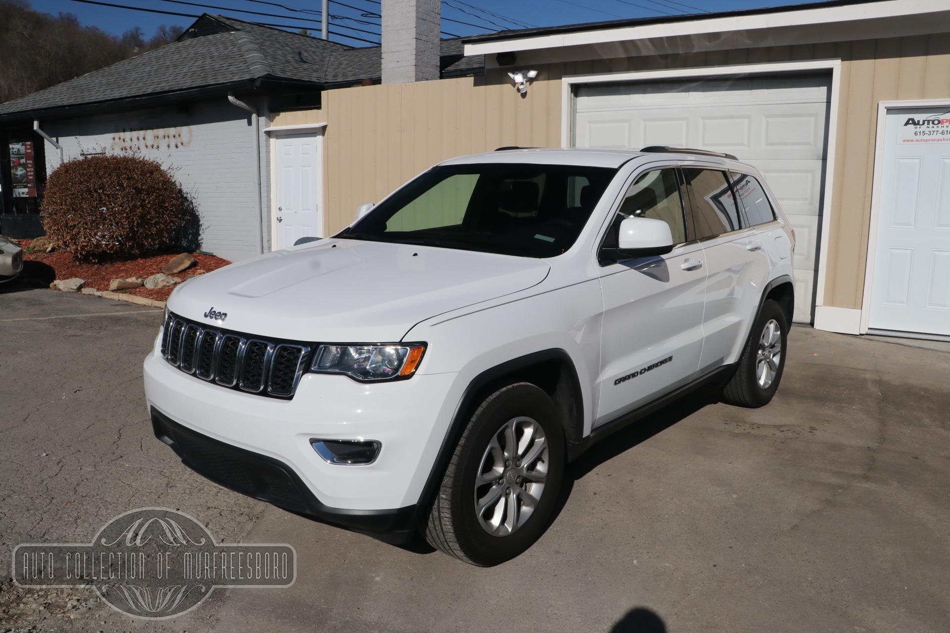 Used 2021 Jeep Grand Cherokee LAREDO E 4X2 for sale $31,500 at Auto Collection in Murfreesboro TN 37130 1