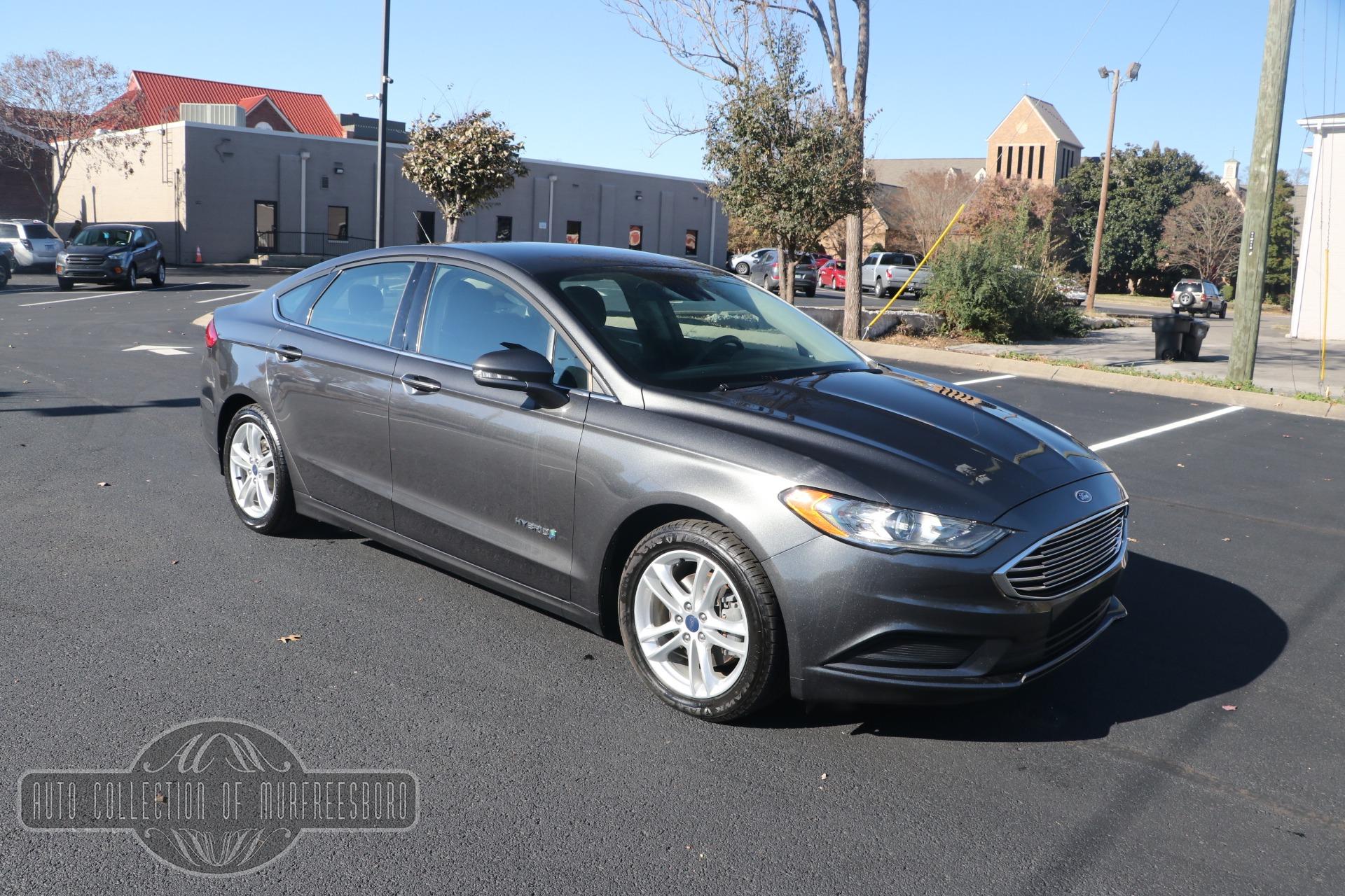 Used 2018 Ford Fusion Hybrid SE FWD W/SE DRIVER ASSIST PKG for sale $14,950 at Auto Collection in Murfreesboro TN 37130 1
