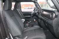 Used 2018 Jeep Wrangler Unlimited Sport 4X4 w/Technology Group Package for sale Sold at Auto Collection in Murfreesboro TN 37130 40