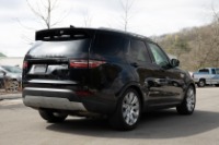 Used 2020 Land Rover Discovery HSE 7 SEAT PKG AWD for sale $47,900 at Auto Collection in Murfreesboro TN 37129 3