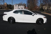 Used 2021 Toyota Camry SE FWD for sale Sold at Auto Collection in Murfreesboro TN 37129 8