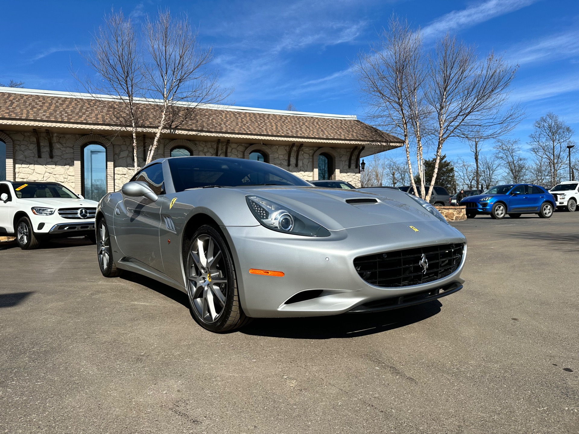 Used 2012 Ferrari California CONVERTIBLE RWD CARBON FIBER REAR PLATE for sale $119,950 at Auto Collection in Murfreesboro TN 37129 1