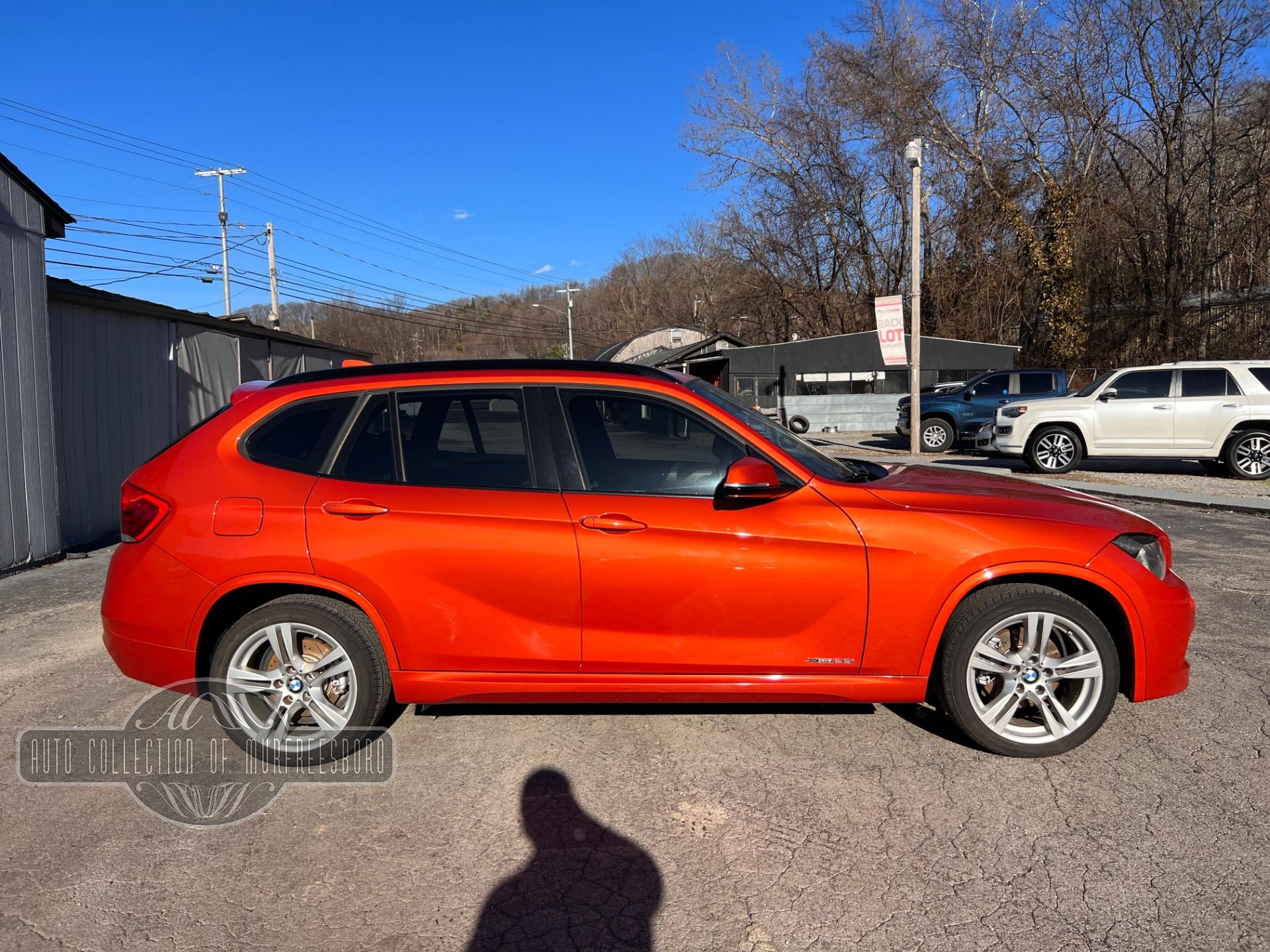 BMW X1　xDrive28i バーミリオンレッド 2018 BMW X1 xDrive28i Tour & Test Drive - YouTube
