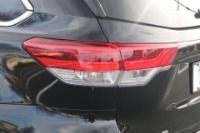 Used 2019 Toyota Highlander XLE FWD for sale $27,900 at Auto Collection in Murfreesboro TN 37129 16