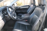 Used 2019 Toyota Highlander XLE FWD for sale $27,900 at Auto Collection in Murfreesboro TN 37129 43