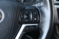 Used 2019 Toyota Highlander XLE FWD for sale $27,900 at Auto Collection in Murfreesboro TN 37129 64