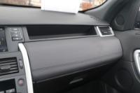 Used 2019 Land Rover Discovery HSE SPORT AWD VISION ASSIST PKG W/3RD ROW PKG for sale $30,900 at Auto Collection in Murfreesboro TN 37129 52