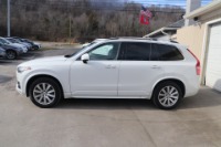 Used 2016 Volvo XC90 T6 MOMENTUM AWD W/VISION PKG for sale Sold at Auto Collection in Murfreesboro TN 37129 7