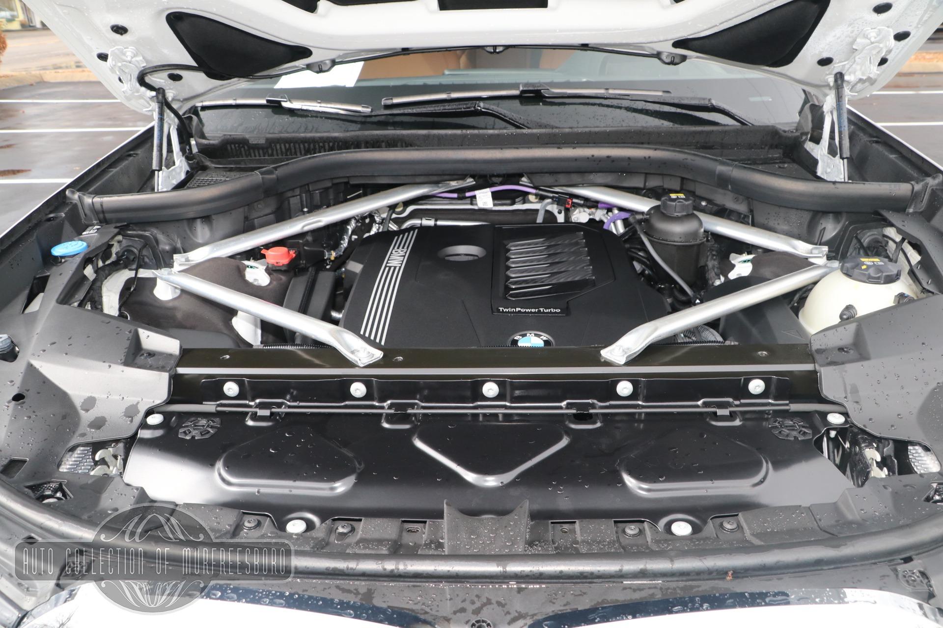 Standard Hood Fender & Mirror Kit | BMW X7 xDrive 2022