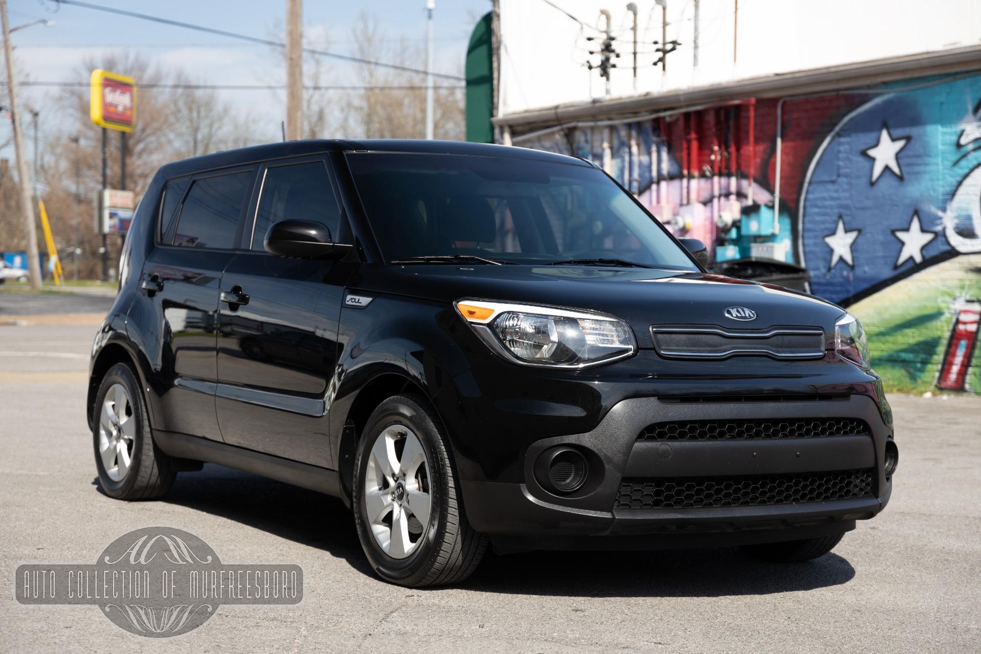 Used 2019 Kia Soul Auto FWD for sale $15,789 at Auto Collection in Murfreesboro TN 37129 1