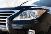 Used 2015 Lexus LX 570 AWD LUXUARY PKG W/DUAL SCREEN DVD REAR SYSTEM for sale Sold at Auto Collection in Murfreesboro TN 37129 10