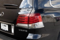 Used 2015 Lexus LX 570 AWD LUXUARY PKG W/DUAL SCREEN DVD REAR SYSTEM for sale Sold at Auto Collection in Murfreesboro TN 37129 14