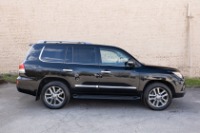 Used 2015 Lexus LX 570 AWD LUXUARY PKG W/DUAL SCREEN DVD REAR SYSTEM for sale Sold at Auto Collection in Murfreesboro TN 37129 8