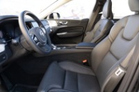 Used 2022 Volvo XC60 B5 INSCRIPTION ADVANCE PKG FWD W/BOWERS AND WILKINS for sale $49,895 at Auto Collection in Murfreesboro TN 37129 31