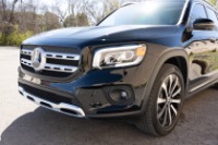 Used 2022 Mercedes-Benz GLB 250 PREMIUM PKG LITE FWD W/PARKING ASSISTANCE PKG for sale $42,950 at Auto Collection in Murfreesboro TN 37129 9