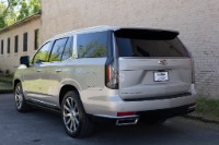 Used 2021 Cadillac Escalade PREMIUM LUXURY PLATINUM 4WD W/ASSIST STEPS for sale $97,430 at Auto Collection in Murfreesboro TN 37129 4