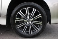 Used 2019 Lexus LX 570 AWD LUXURY PACKAGE THREE ROW W/MARK LEVINSON AUDIO for sale $74,500 at Auto Collection in Murfreesboro TN 37129 10