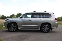 Used 2019 Lexus LX 570 AWD LUXURY PACKAGE THREE ROW W/MARK LEVINSON AUDIO for sale $74,500 at Auto Collection in Murfreesboro TN 37129 8