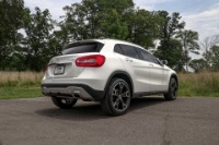 Used 2019 Mercedes-Benz GLA 250 4MATIC PREMIUM PACKAGE W/CONVENIENCE PACKAGE for sale Sold at Auto Collection in Murfreesboro TN 37129 3