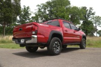 Used 2018 Toyota Tacoma TRD OFF ROAD 4X4 DOUBLE CAB for sale $34,950 at Auto Collection in Murfreesboro TN 37129 3