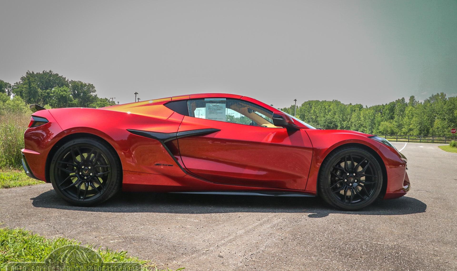 alfredtong2023出品 Used 2023 Chevrolet Corvette Z06 COUPE 3LZ W/CARBON FIBER
