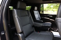 Used 2022 Cadillac Escalade ESV 4WD PREMIUM LUXURY for sale $102,500 at Auto Collection in Murfreesboro TN 37129 10
