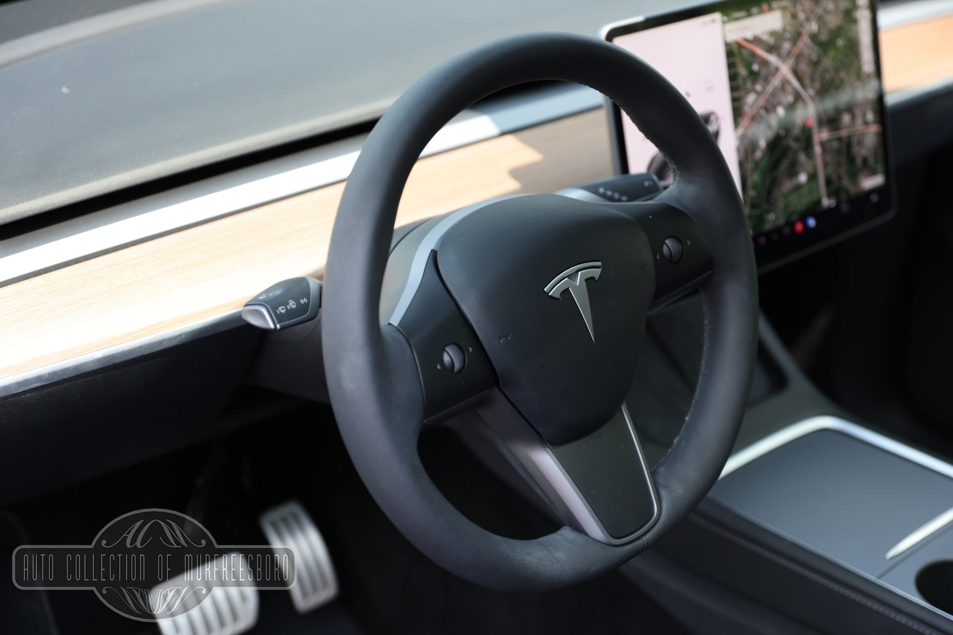 Tesla owners! Change your interior with - Diamond Car Mats