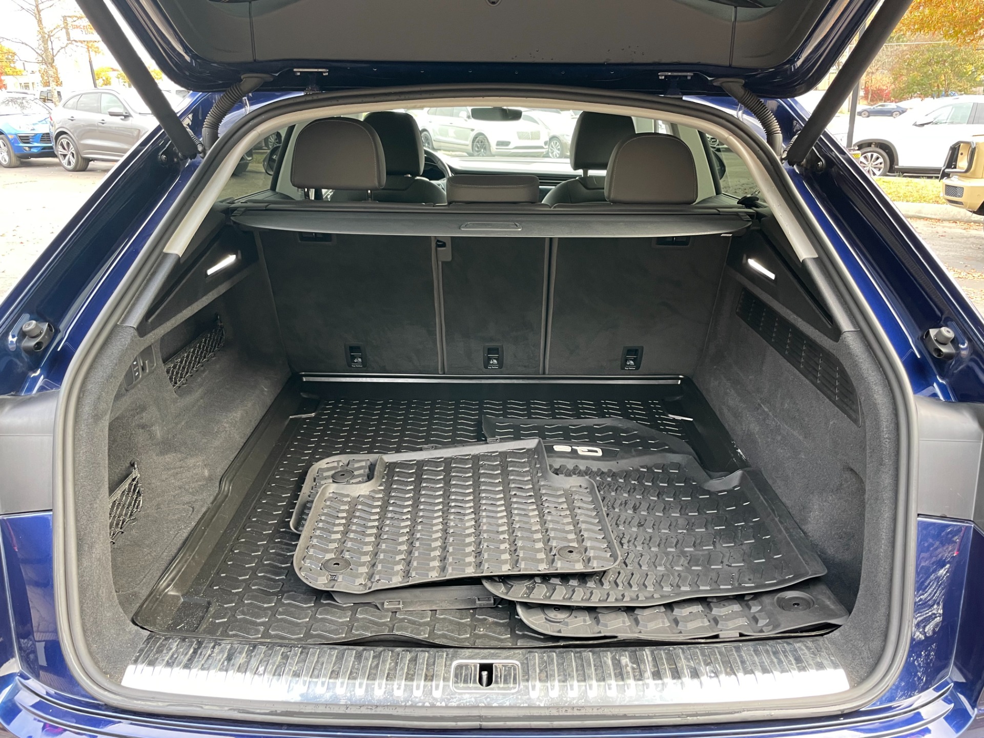 Trunk Ledge Kit | AUDI A6 S-LINE 2020 Trunk Ledge Kit | AUDI A6 S-LINE 2020