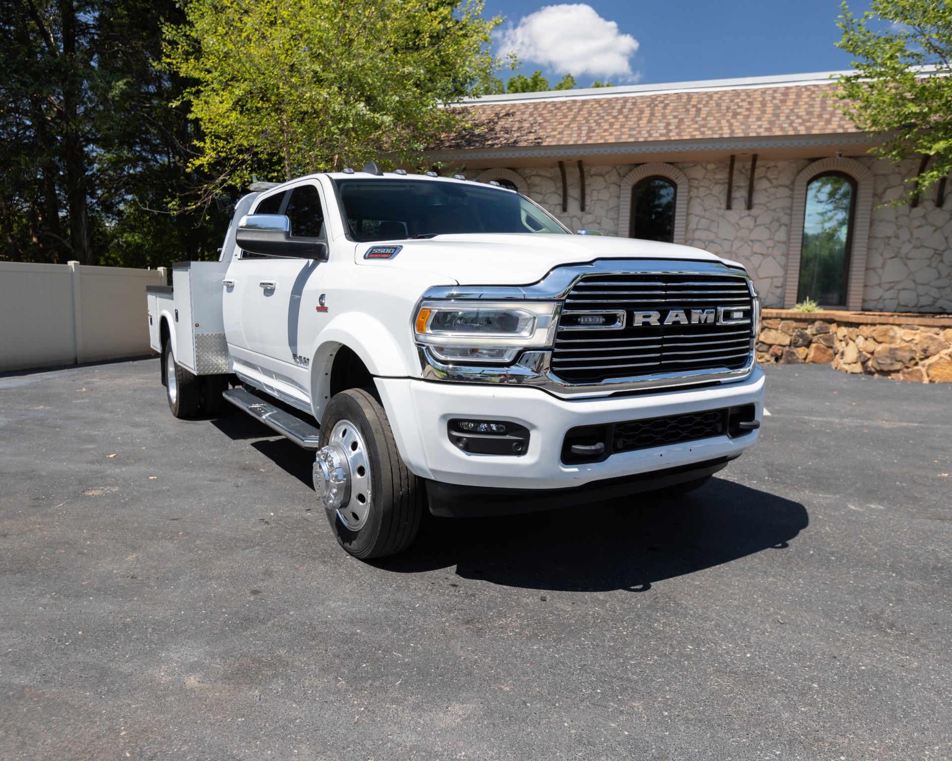 Used 2020 RAM 5500 CHASSIS LARAMIE CREW CAB 60 C/A 4X4 6.7L CUMMINS