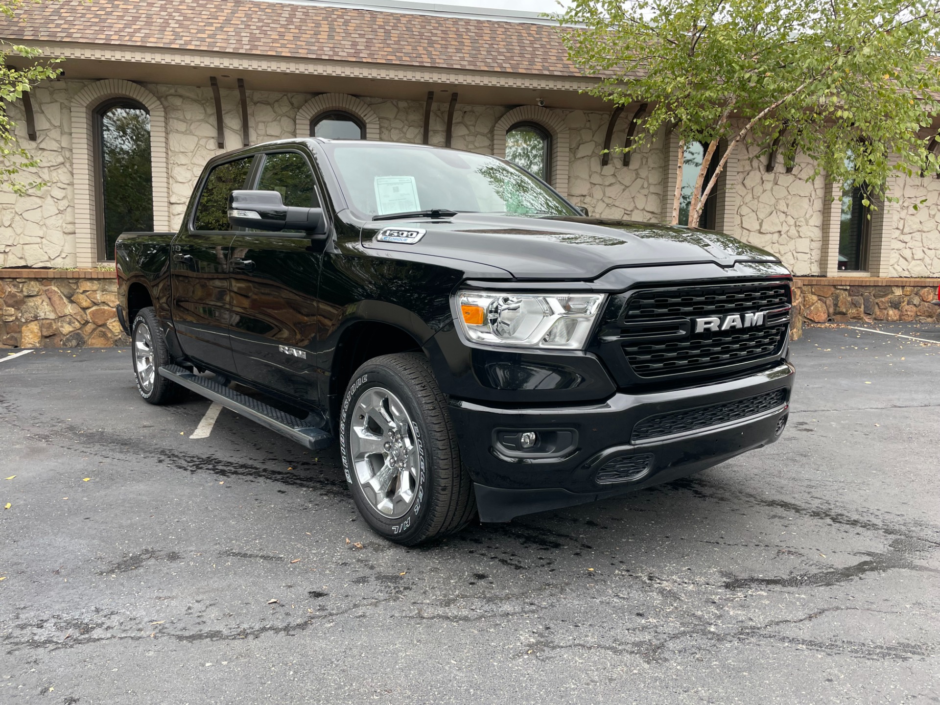 Used 2022 Ram 1500 BIG HORN CREW CAB 4X4 W/UCONNECT 8.4 INCH SCREEN For ...