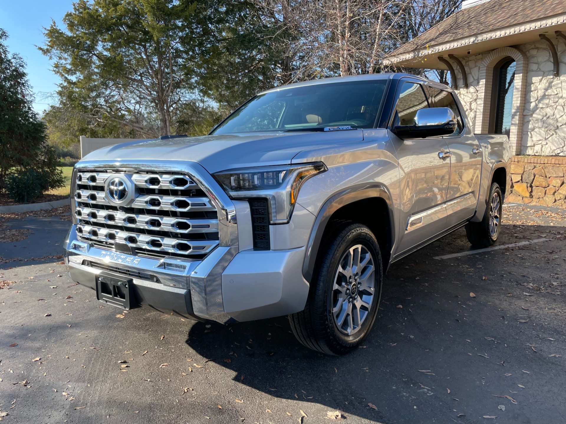 Rocker Panel Kit | TOYOTA TUNDRA CREWMAX 1794 EDITION 2019 Rocker Panel Kit | TOYOTA TUNDRA CREWMAX 1794 EDITION 2019