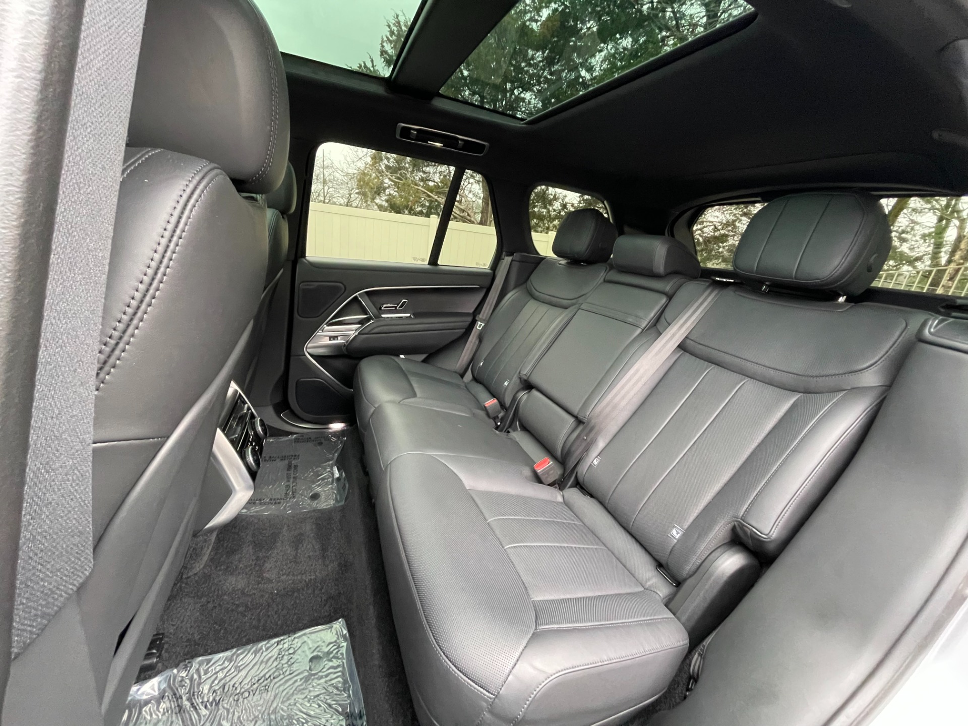 2023 Land Rover Range Rover SE - Photo 26