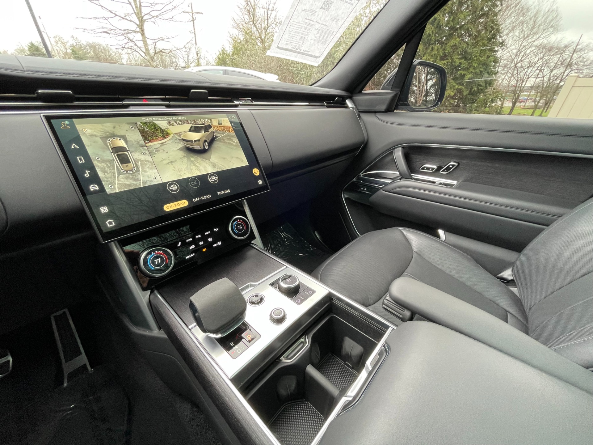 2023 Land Rover Range Rover SE - Photo 29