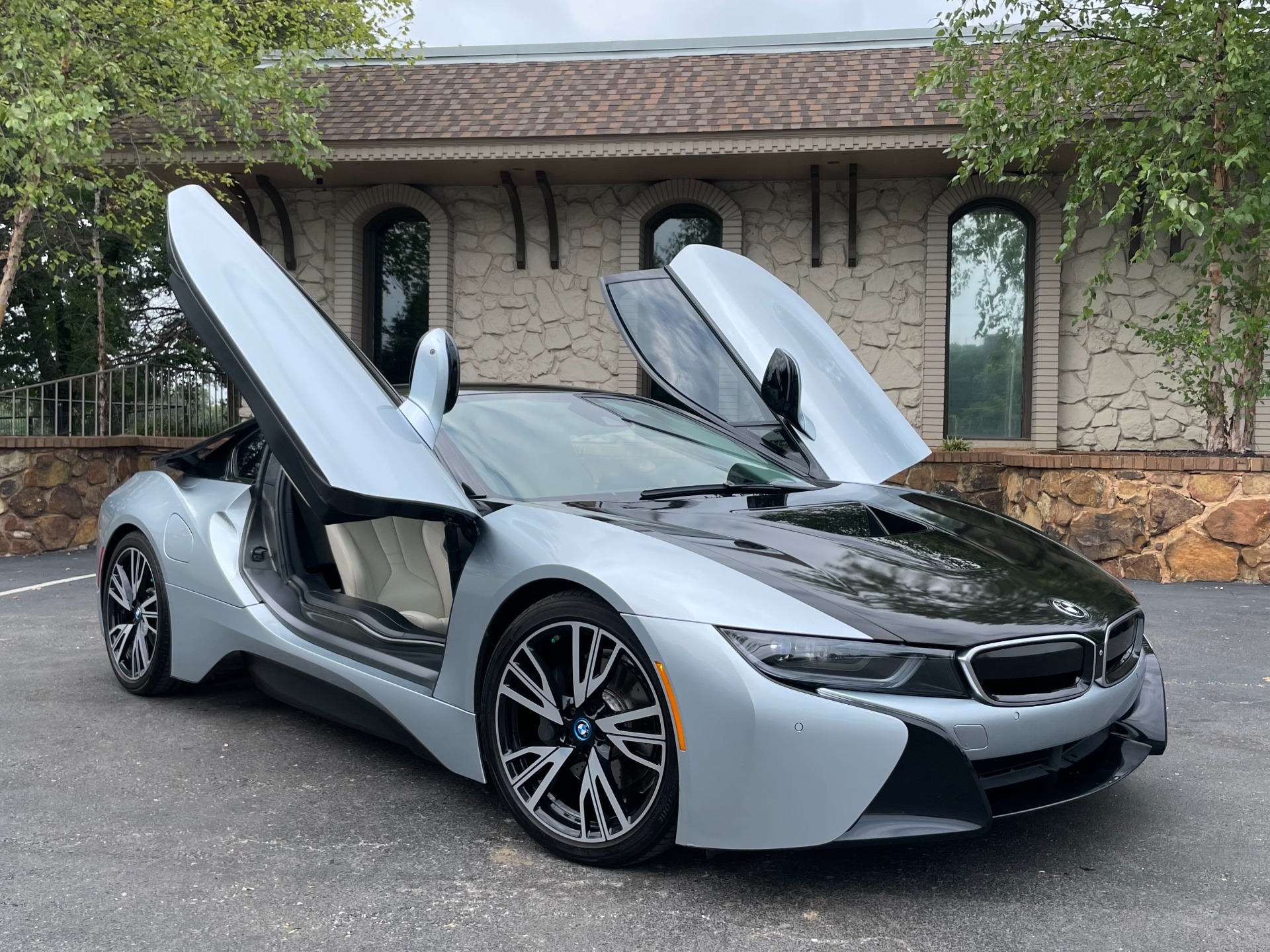 Used 2016 BMW i8 COUPE GIGA WORLD For Sale (Sold) | Auto