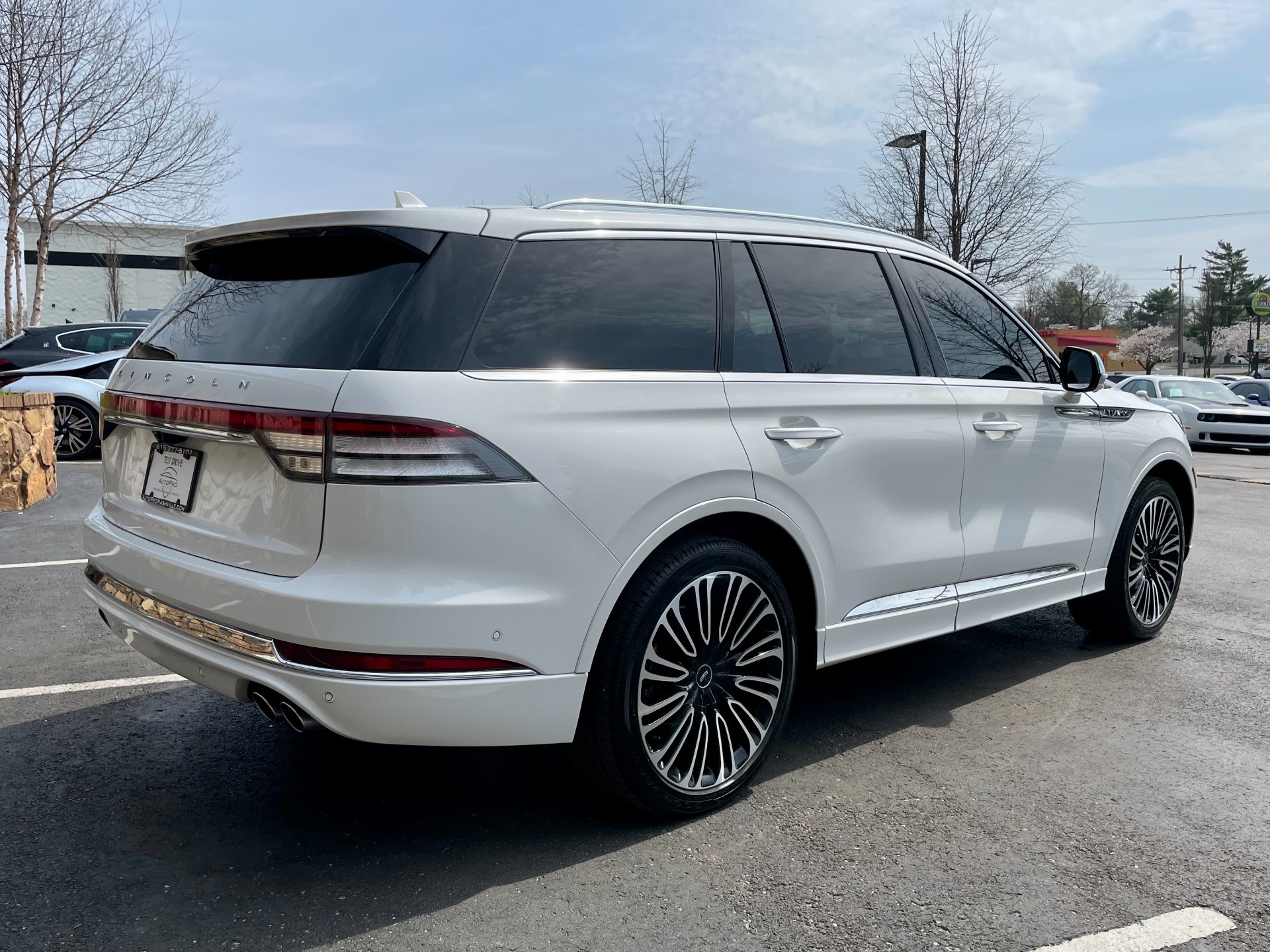 Rocker Panel Kit | LINCOLN AVIATOR BLACK LABEL - BLACK LABEL GT 2022 Rocker Panel Kit | LINCOLN AVIATOR BLACK LABEL - BLACK LABEL GT 2022