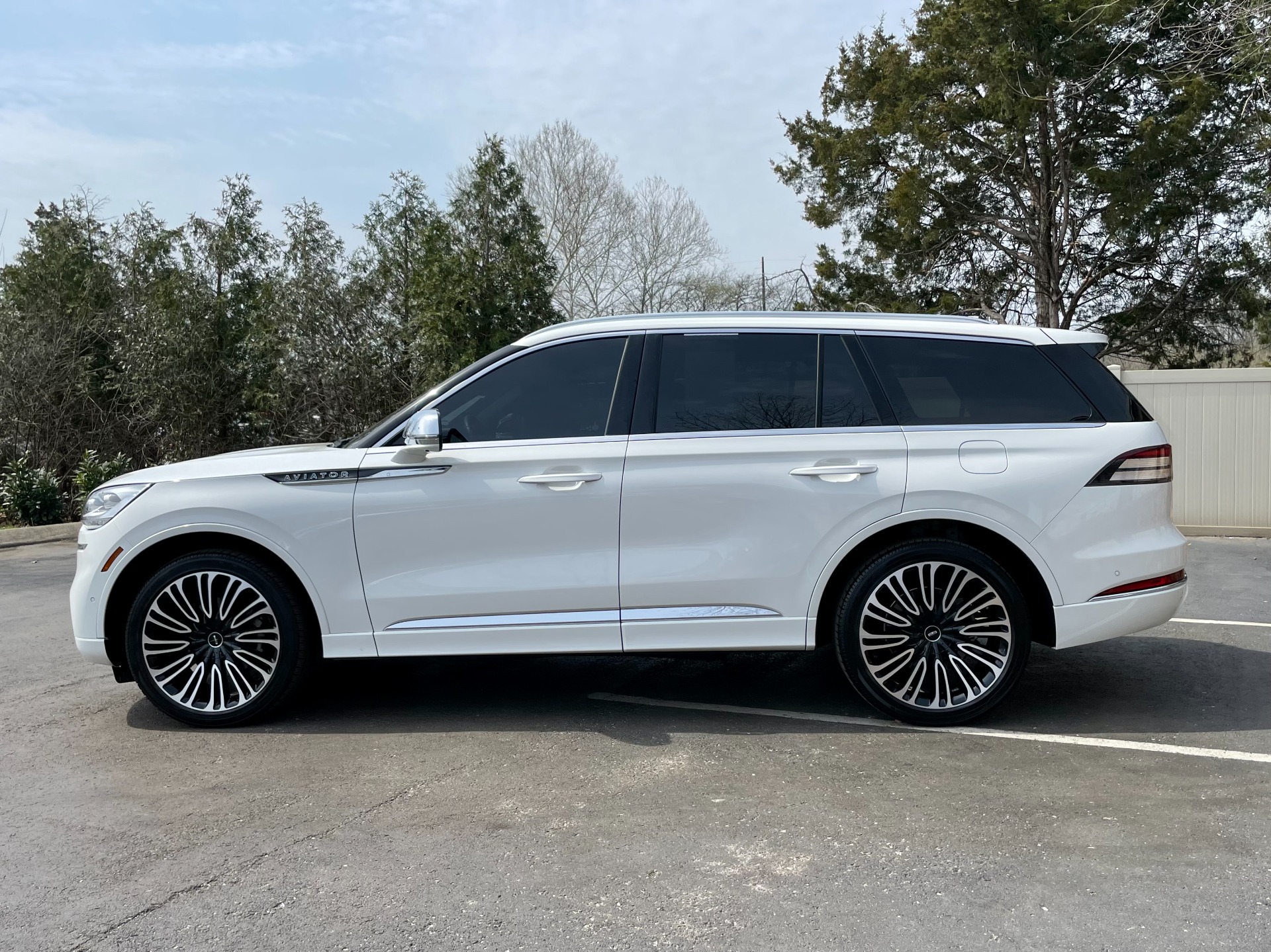Rocker Panel Kit | LINCOLN AVIATOR BLACK LABEL - BLACK LABEL GT 2022 Rocker Panel Kit | LINCOLN AVIATOR BLACK LABEL - BLACK LABEL GT 2022