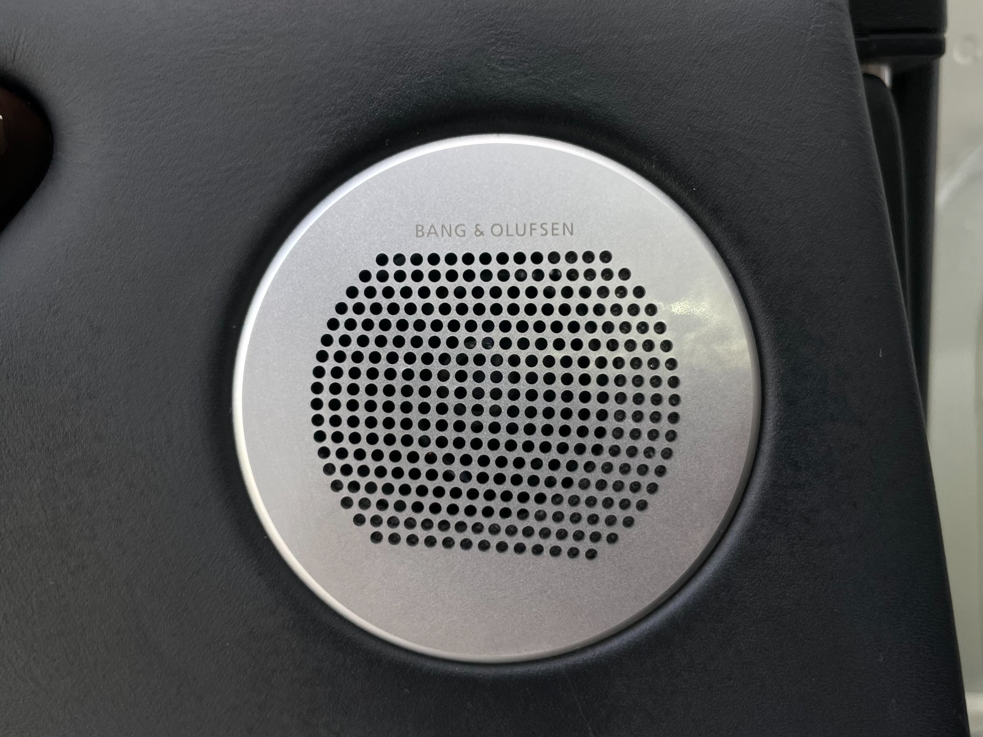 BANG & OLUFSEN Mercedes-Benz スピーカー Yahoo!オークション -「ベンツ」(スピーカー) (オーディオ機器