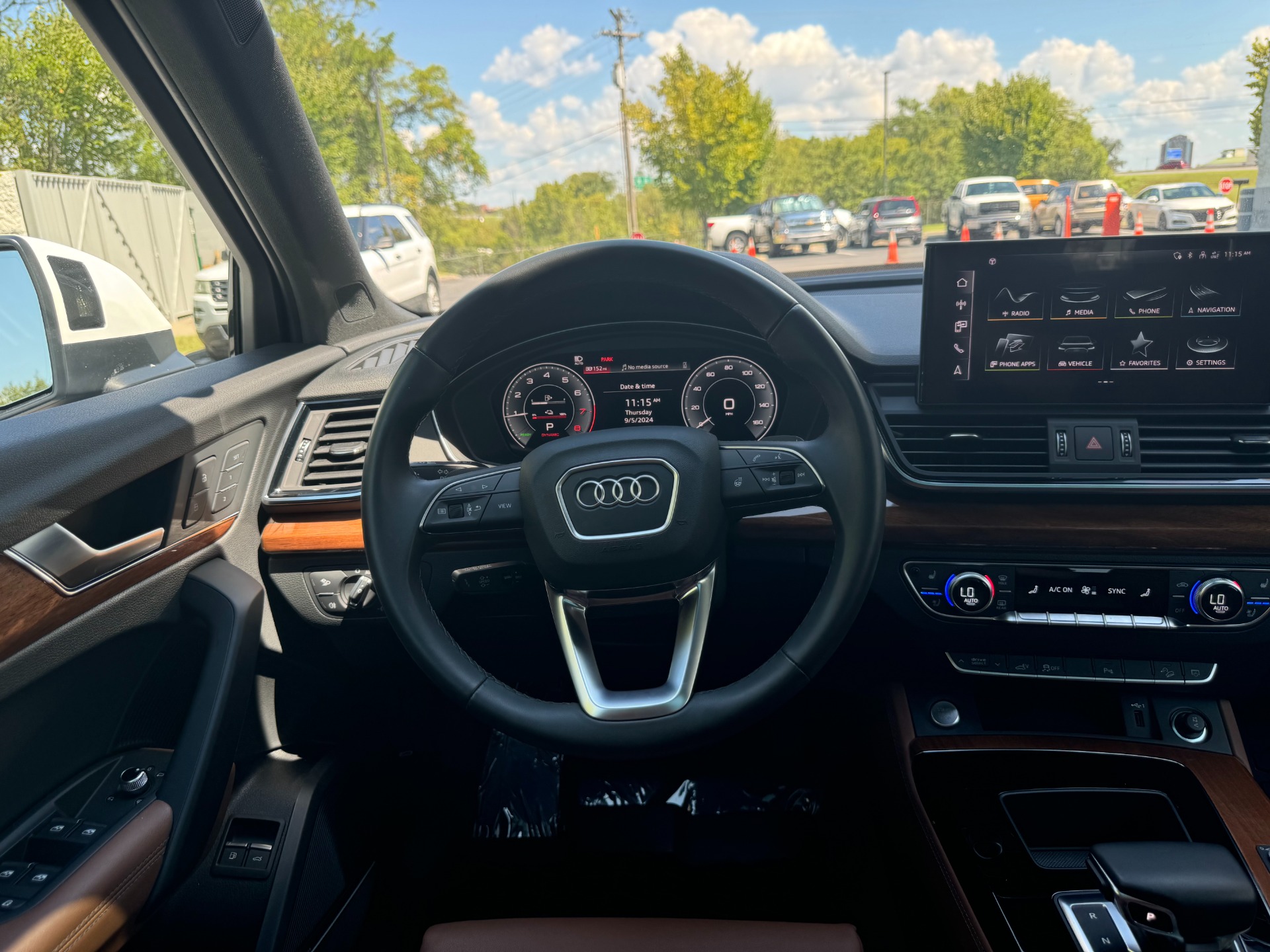 Full Hood & Fender + Mirror Kit | AUDI Q5 S-LINE 2022 Full Hood & Fender + Mirror Kit | AUDI Q5 S-LINE 2022