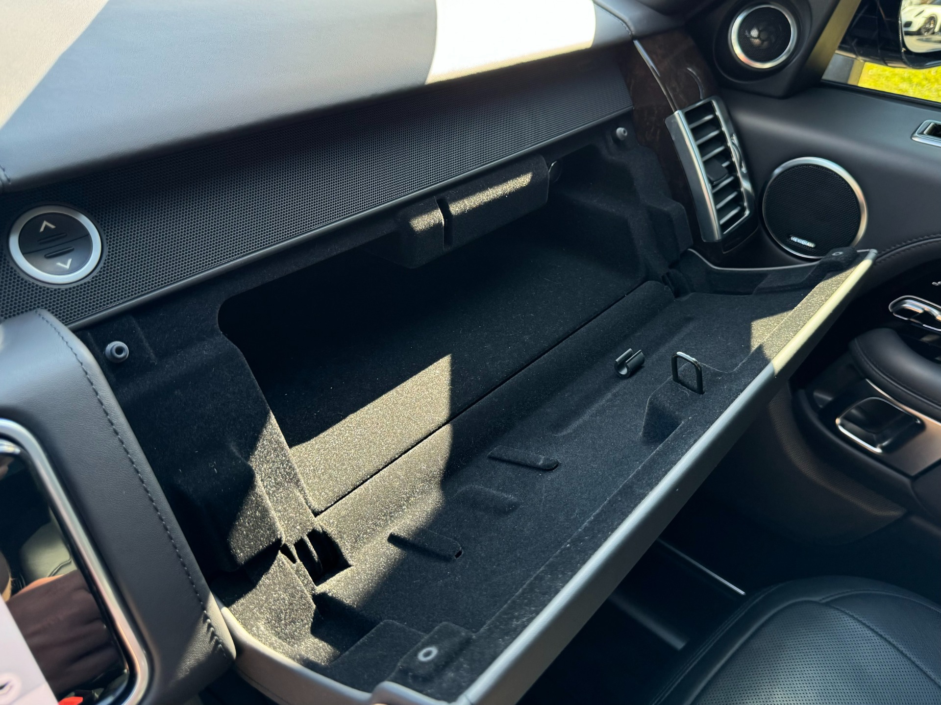 Rocker Panel Kit | LAND ROVER RANGE ROVER AUTOBIOGRAPHY SWB 2016 Rocker Panel Kit | LAND ROVER RANGE ROVER AUTOBIOGRAPHY SWB 2016