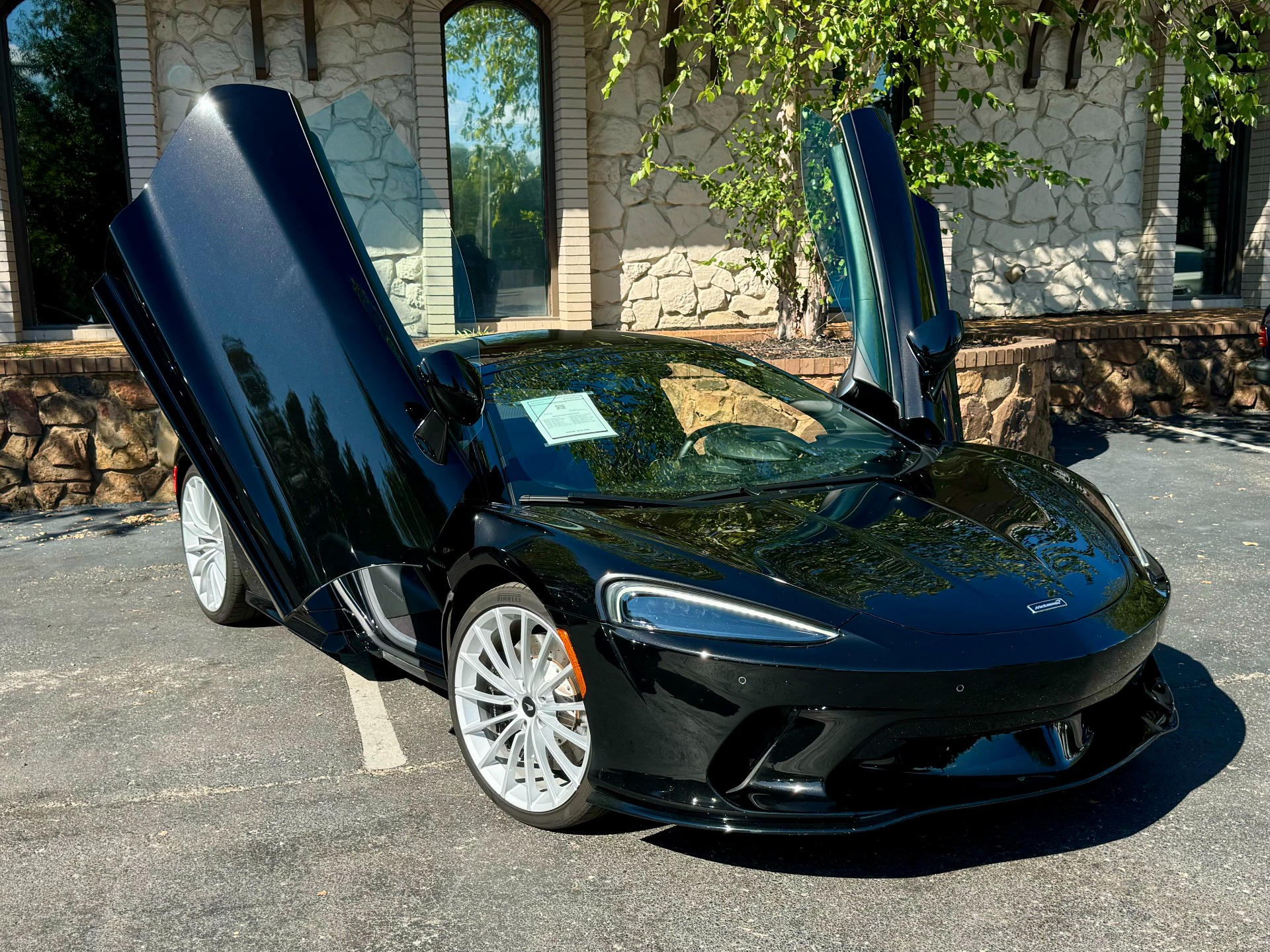 Used 2020 McLaren GT PREMIUM PACK MSO BLACK PACK W/SATIN BLACK