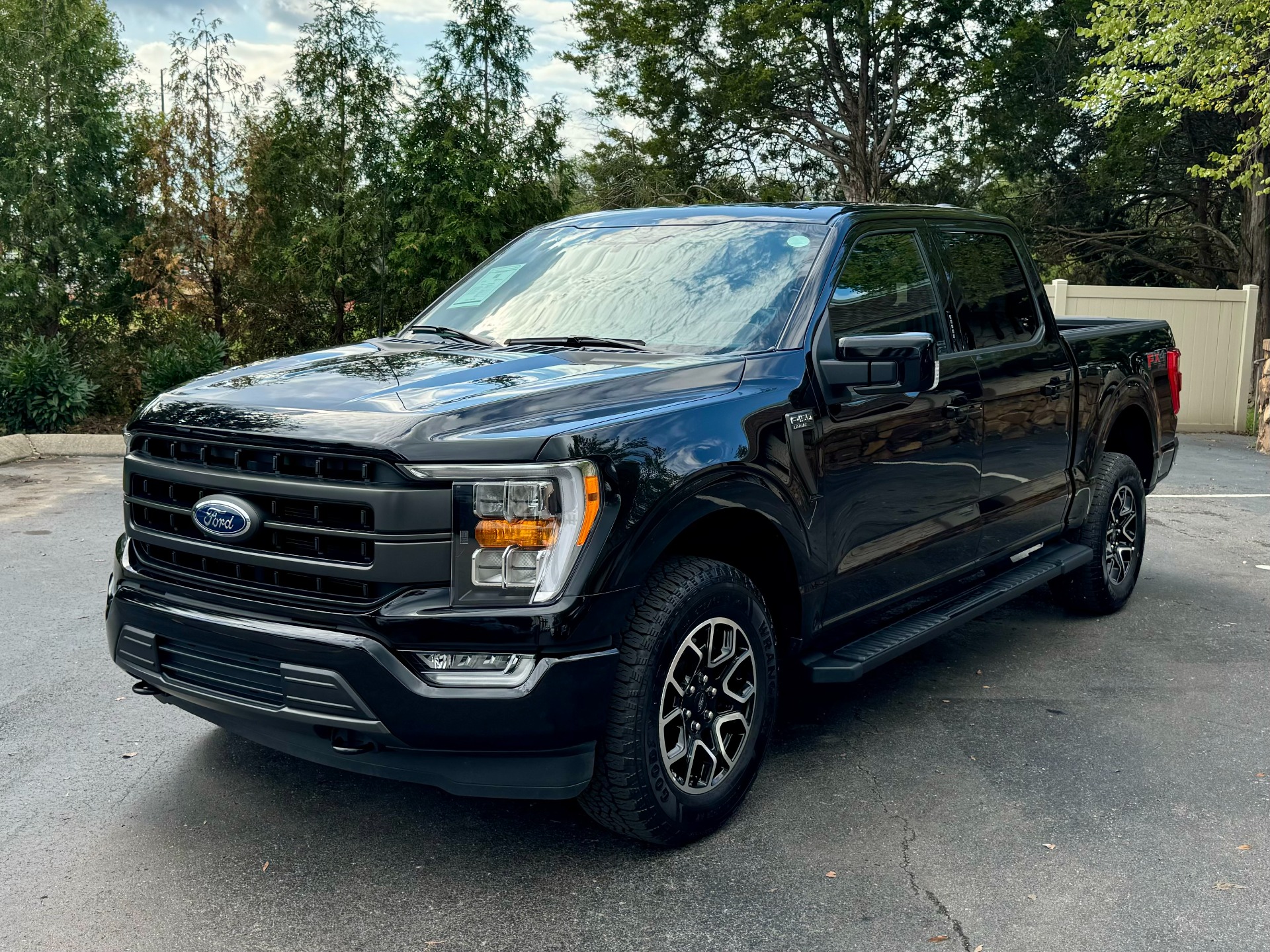 Used 2023 Ford F-150 F-150 LARIAT SUPERCREW 4WD 5.0L V8 FX4 Used 2023 Ford F-150 F-150 LARIAT SUPERCREW 4WD 5.0L V8 FX4