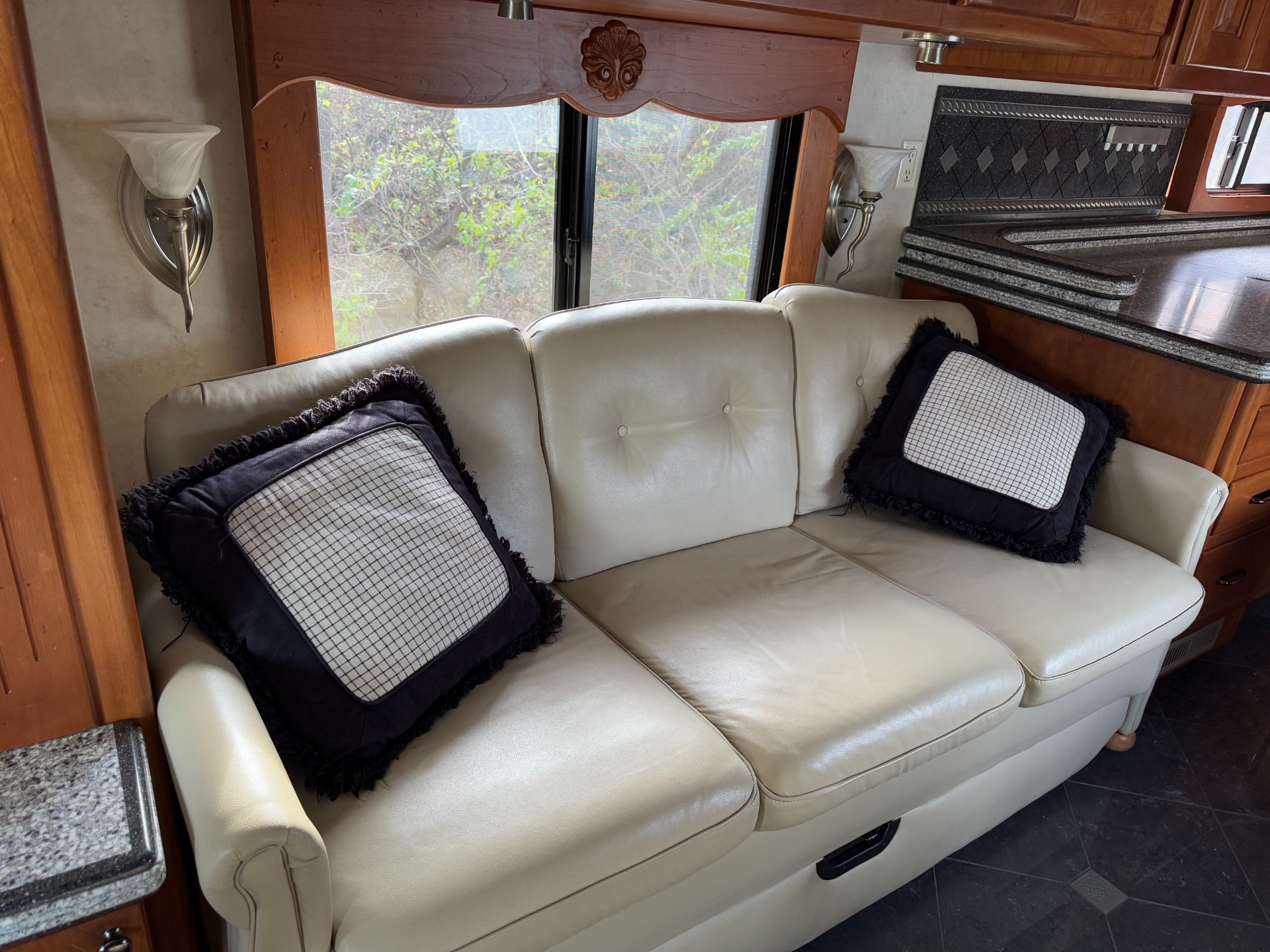 Used 2006 Tiffin Zephyr 45QDZ For Sale (Sold) | Auto Collection